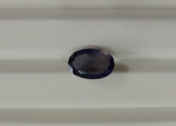 Iolite Stone 5.60 CT (6.20 Ratti)