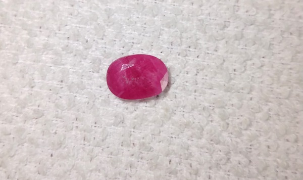 African Ruby 6.44 CT (7.11 Ratti)